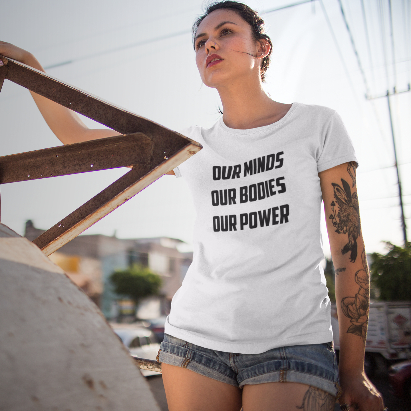 'Our minds, Our bodies, Our power' volwassene shirt