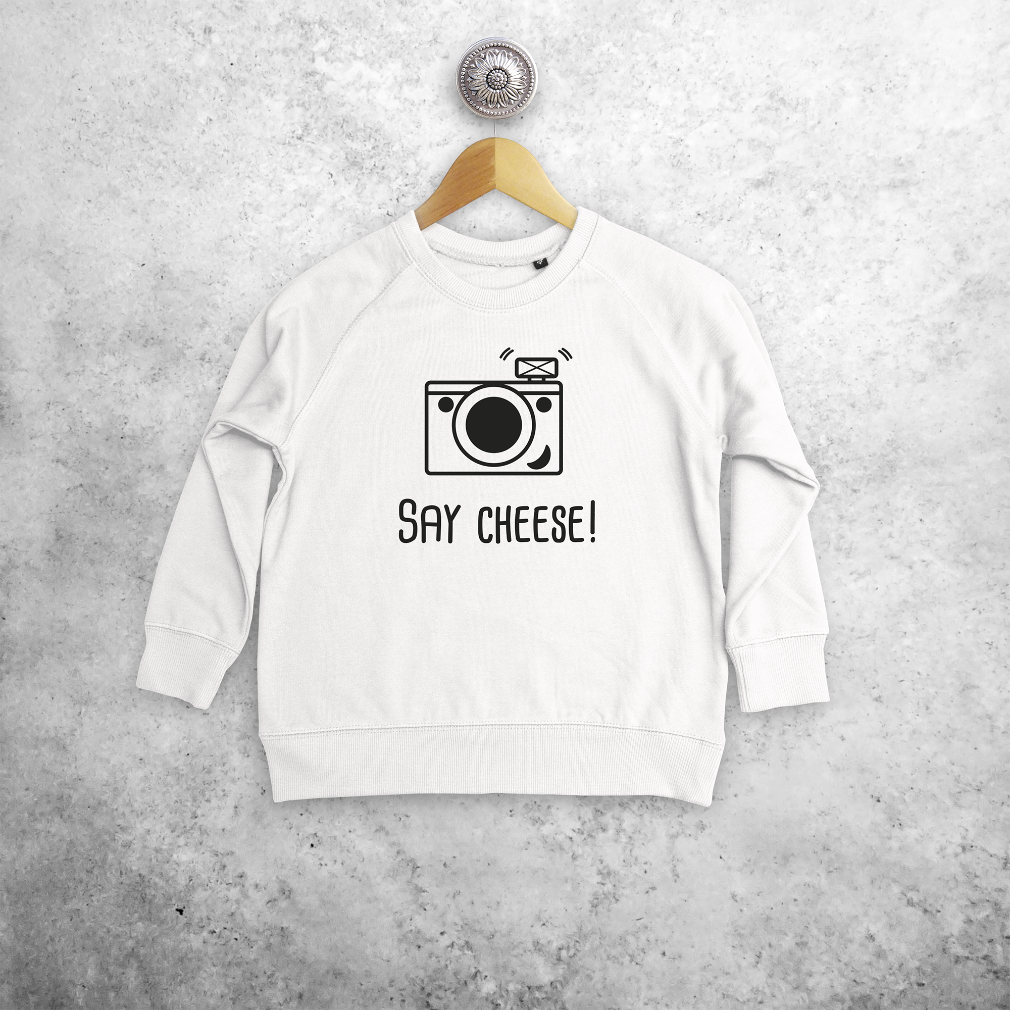 'Say cheese' kids sweater