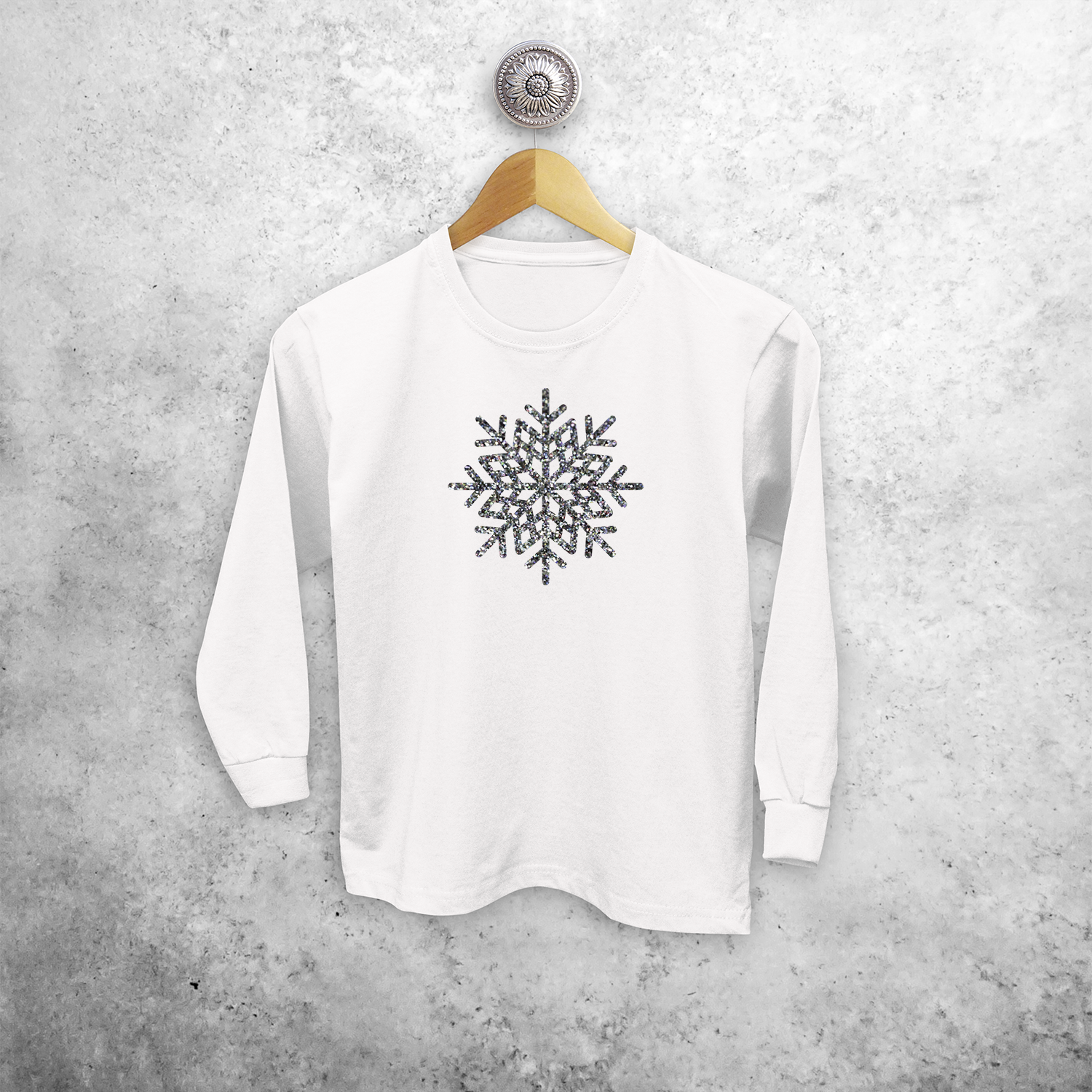 Kids shirt with long sleeves, with glitter snow star print by KMLeon.
