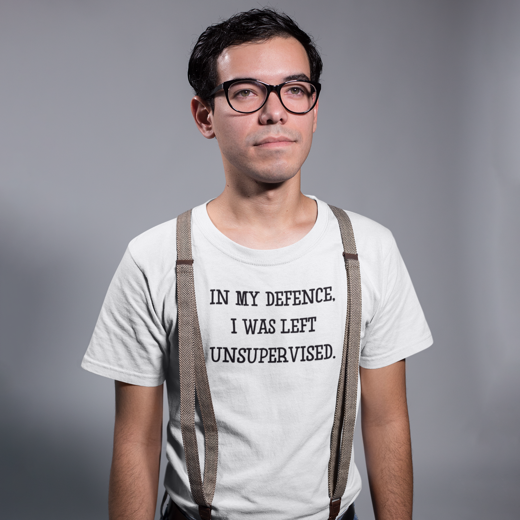 'In my defence, I was left unsupervised' volwassene shirt