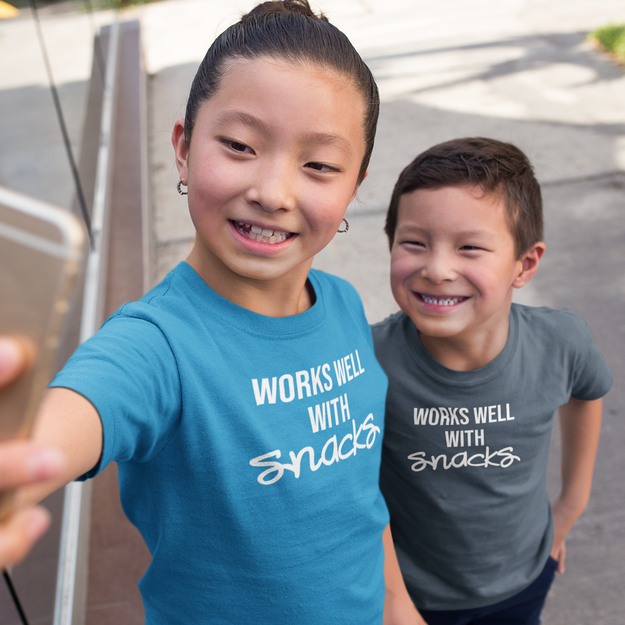 'Works well with snacks' kids shortsleeve shirt