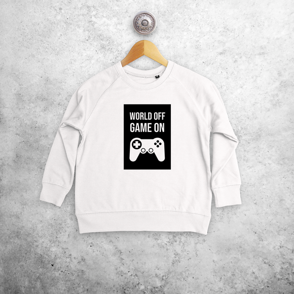 ‘World off – Game on’ kids sweater